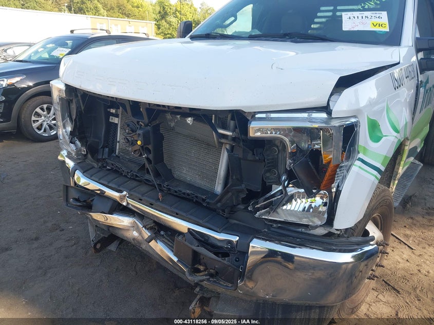 2021 Ford F-350 Chassis Xl VIN: 1FDRF3H62MEC14685 Lot: 43118256