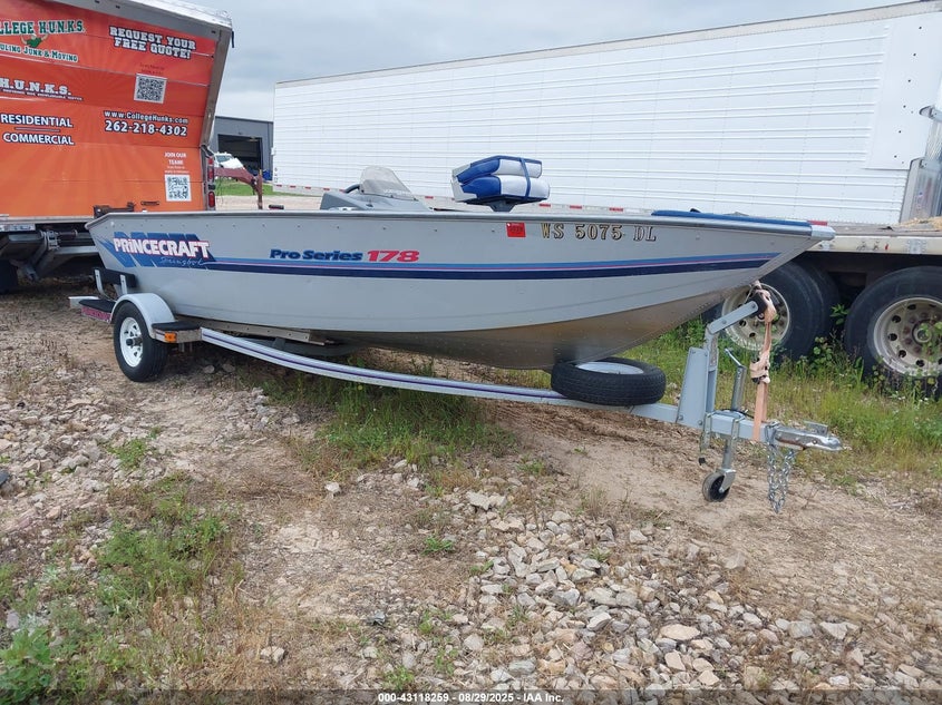 1993 Princecraft Pro Series 178 Bass Boat And Trailer