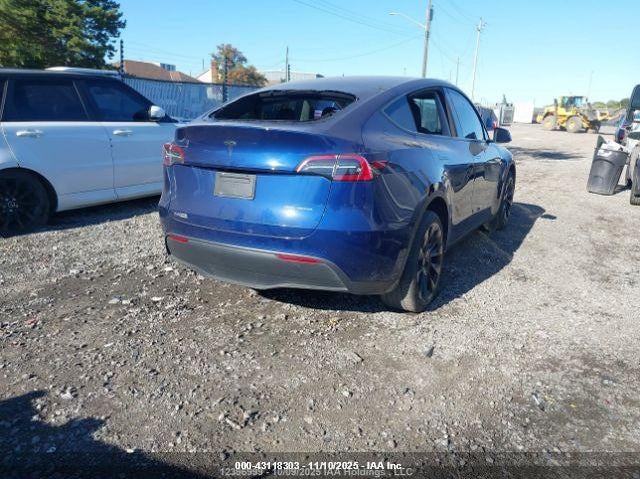 2022 Tesla Model Y Long Range Dual Motor All-Wheel Drive VIN: 7SAYGDEE6NF424157 Lot: 43118303