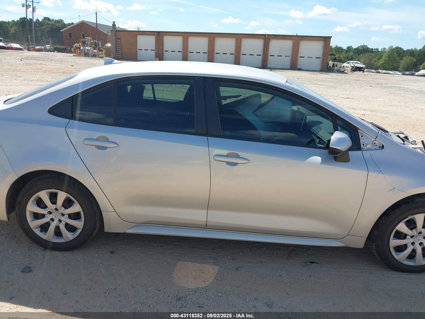 2021 TOYOTA COROLLA LE 5YFEPMAE3MP227570