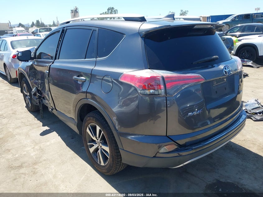 2018 TOYOTA RAV4 ADVENTURE/XLE JTMWFREV7JJ740190