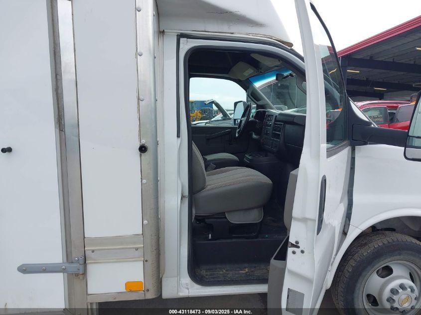 2016 Chevrolet Express Cutaway 4500 VIN: 1GB6GUCG9G1139767 Lot: 43118473