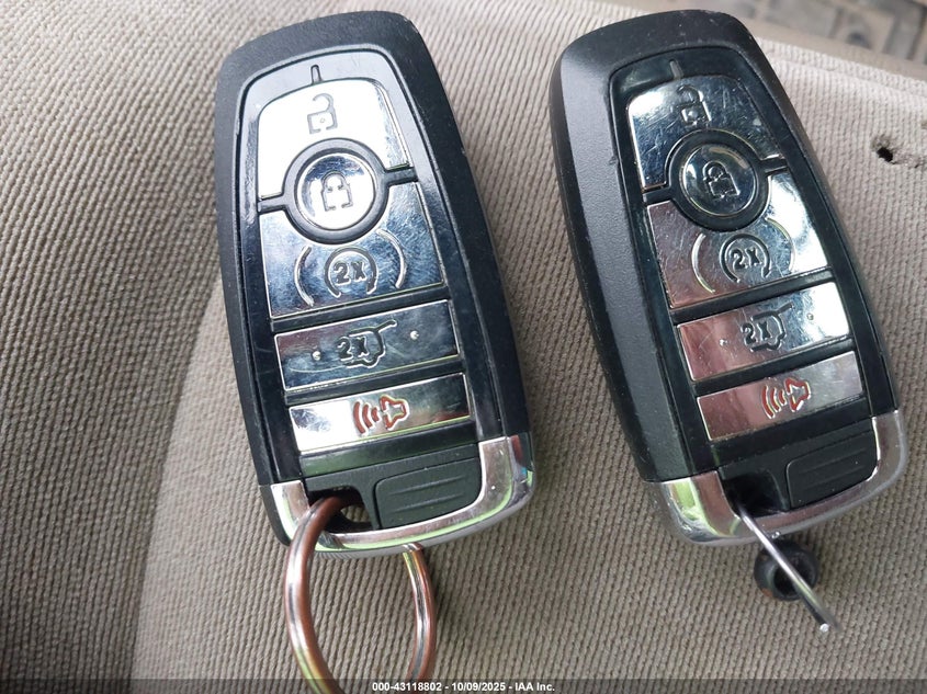 2021 LINCOLN AVIATOR STANDARD - 5LM5J6WC5MGL16345