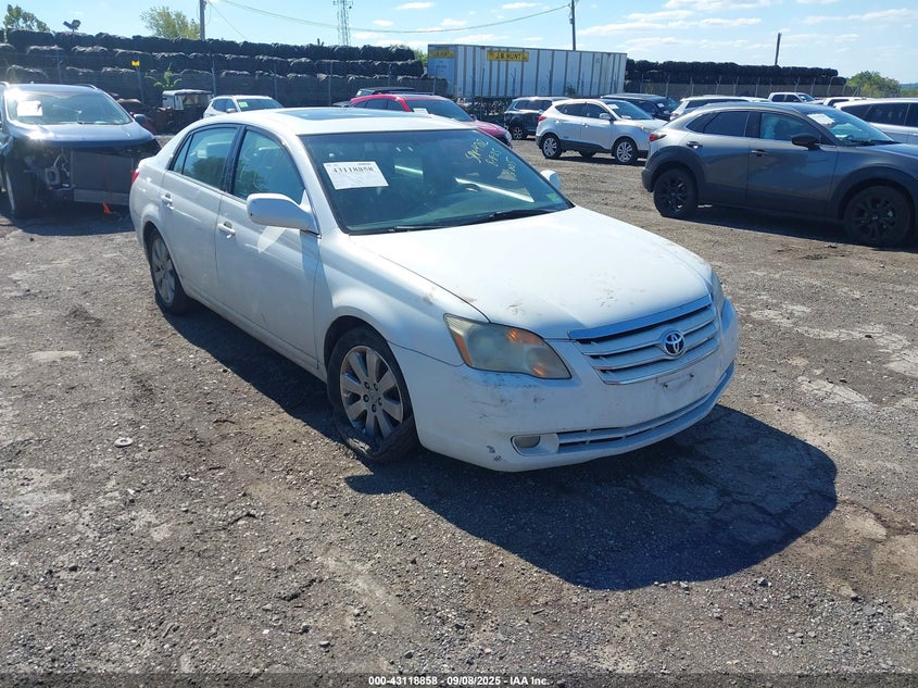 2005 TOYOTA AVALON XLS