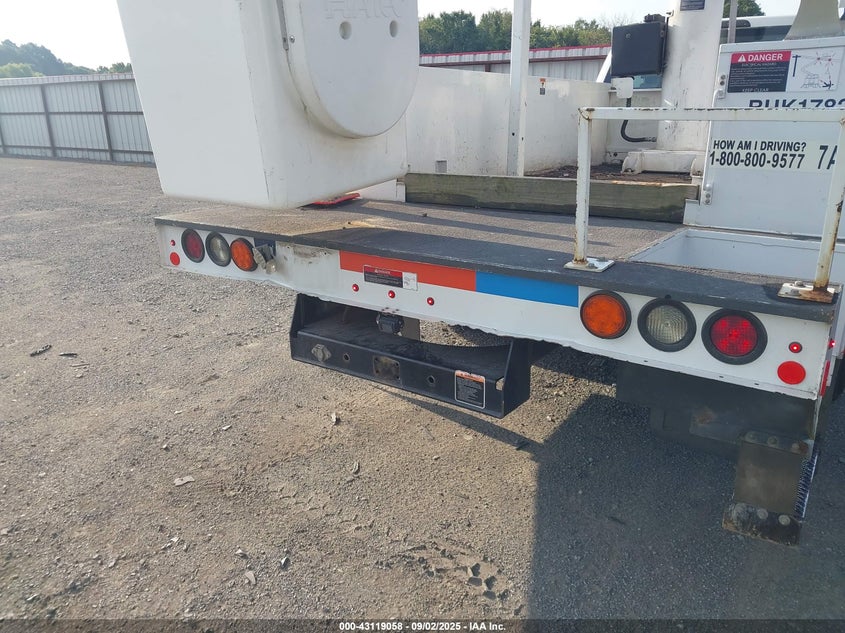 2017 Ford F-450 Chassis Xl VIN: 1FDUF4GTXHEF40893 Lot: 43119058