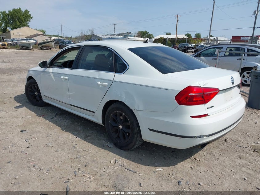 2016 VOLKSWAGEN PASSAT 1.8T S 1VWAT7A30GC005315
