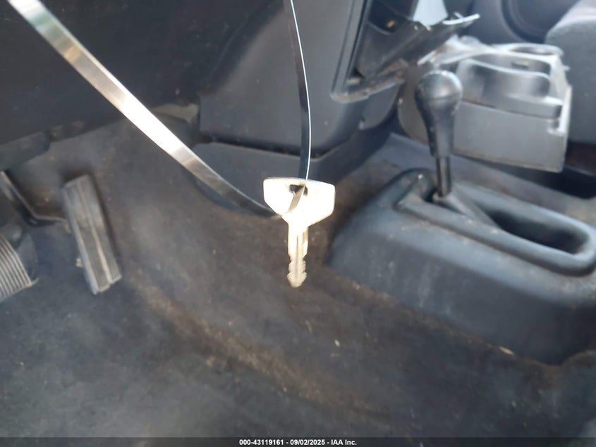 2003 Dodge Ram 1500 Slt/Laramie/St VIN: 1D7HU18N03J646205 Lot: 43119161