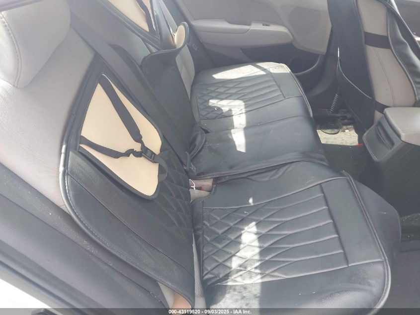 2017 Hyundai Elantra Se VIN: 5NPD84LF4HH047063 Lot: 43119520