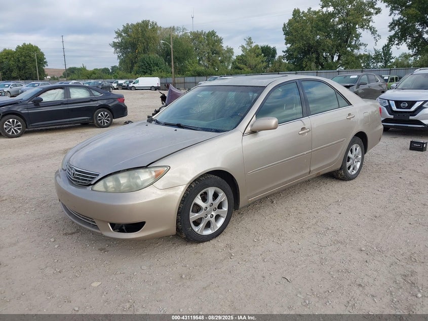 2005 Toyota Camry Xle beige sedan gasoline 4T1BE32KX5U018690 photo #3