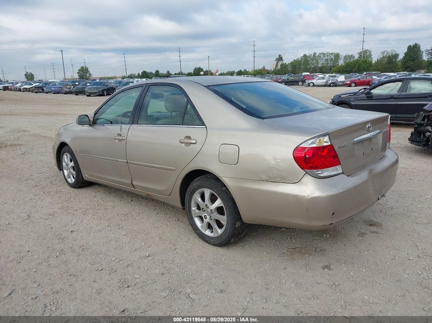 2005 Toyota Camry Xle beige sedan gasoline 4T1BE32KX5U018690 photo #4