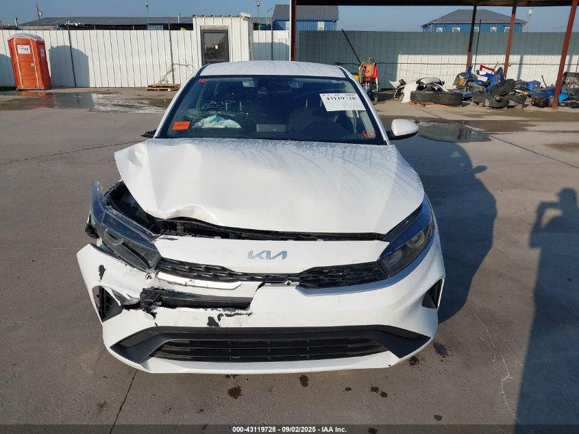 2024 Kia Forte Lxs VIN: 3KPF24AD4RE787021 Lot: 43119728