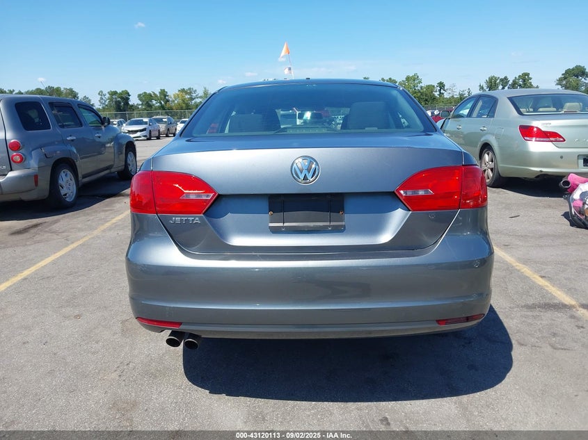 2013 VOLKSWAGEN JETTA 2.0L S - 3VW2K7AJ0DM402300