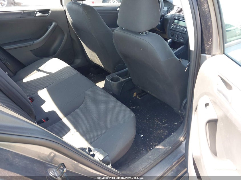 2013 VOLKSWAGEN JETTA 2.0L S - 3VW2K7AJ0DM402300