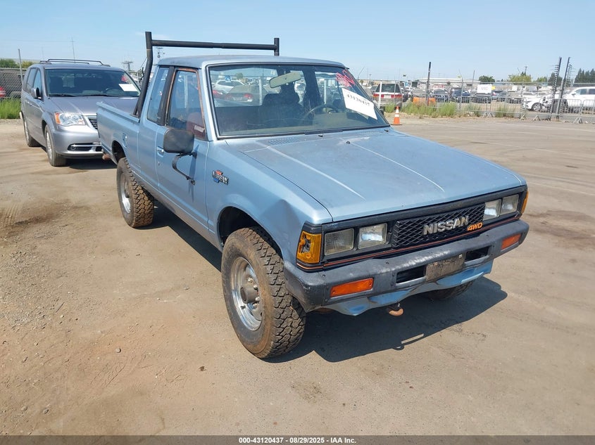 JN6ND06YXDW004015 1983 Datsun 720 King Cab auction photo 1