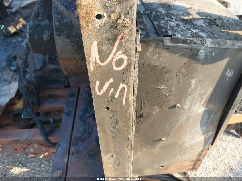 2023 Ford Econoline E450 Super Duty Commercial Stripped Chassis VIN: 1FC4E4KN6PDD34247 Lot: 43120646