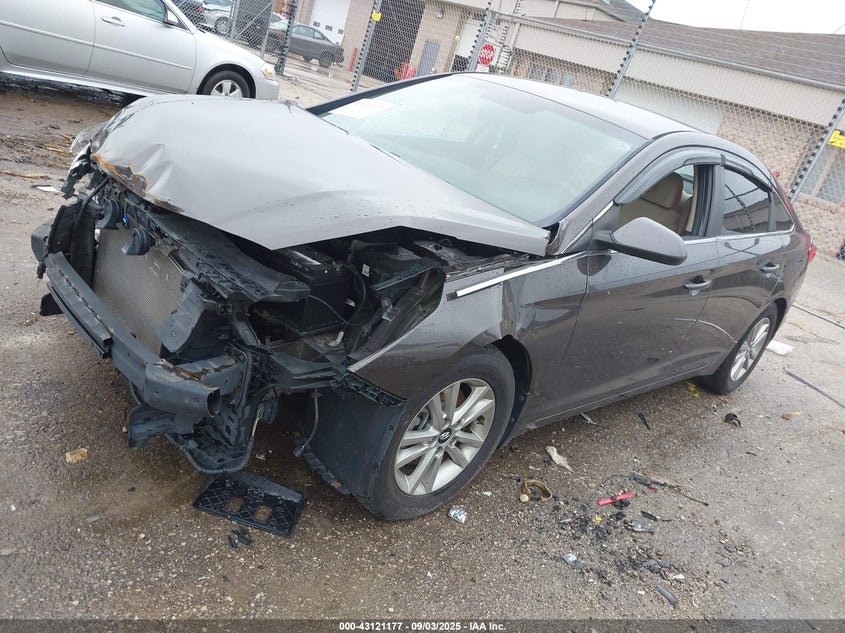 2015 HYUNDAI SONATA SE - 5NPE24AF8FH160262