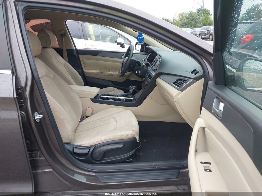 2015 HYUNDAI SONATA SE - 5NPE24AF8FH160262