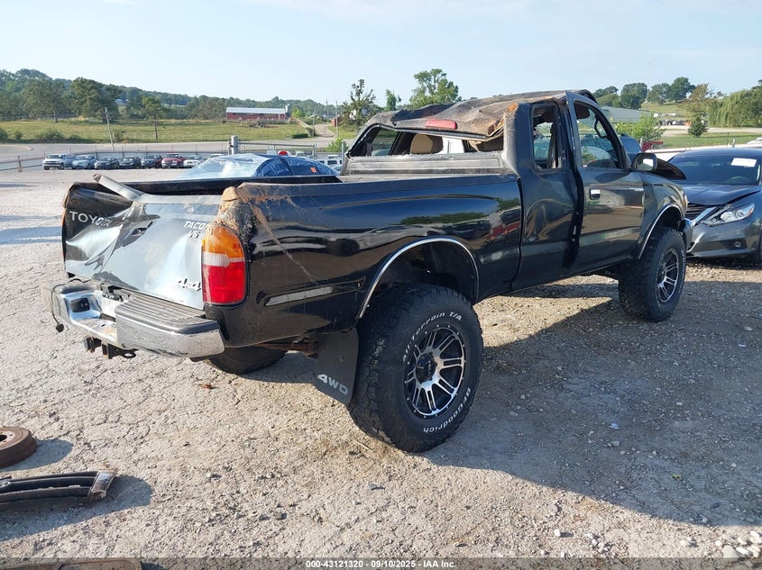 4TAWN72N9XZ484040 1999 TOYOTA TACOMA photo no. 4