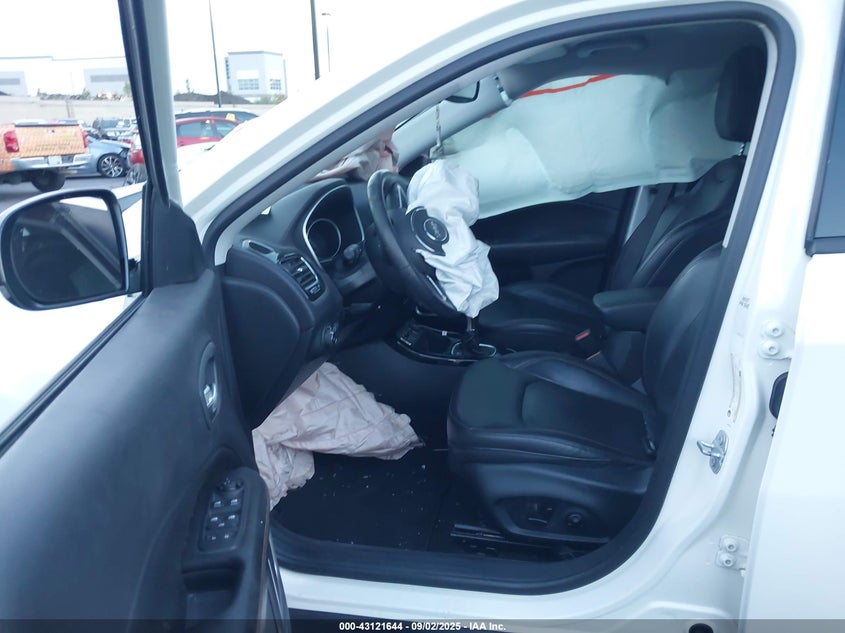 2018 JEEP COMPASS LIMITED FWD - 3C4NJCCB4JT406997