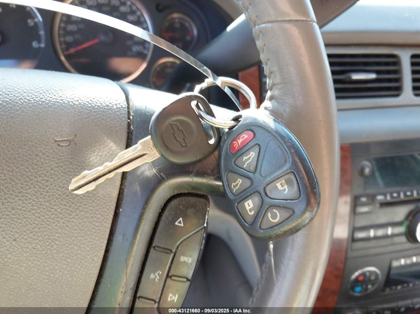 2007 Chevrolet Tahoe Ltz VIN: 1GNFC13097R413986 Lot: 43121660