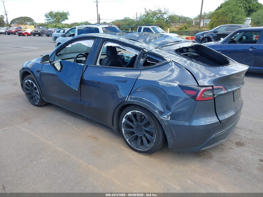 7SAYGDEE8PF598749 2023 TESLA MODEL Y photo no. 3