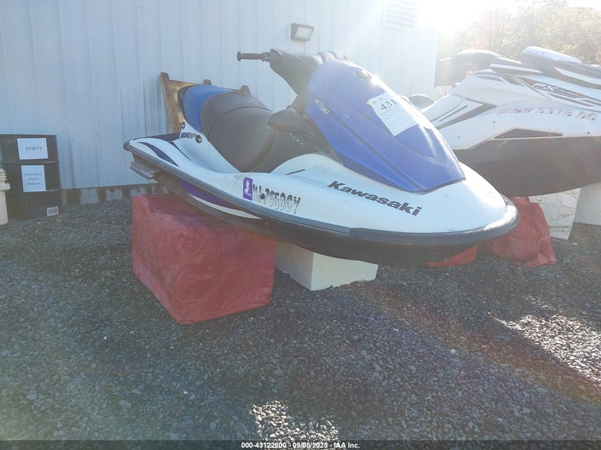 2006 Kawasaki Stx-12F white null null 00000KAW34700F606 photo #1