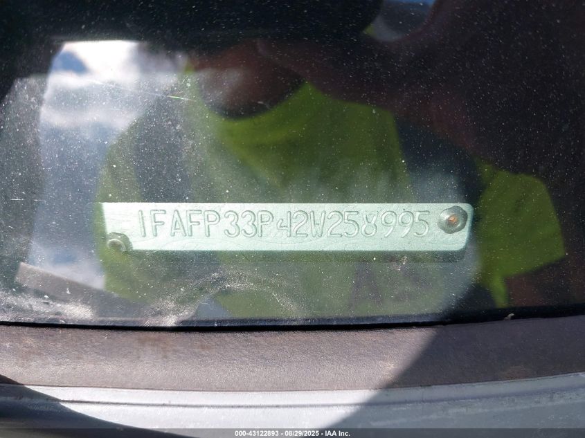 2002 Ford Focus Lx VIN: 1FAFP33P42W258995 Lot: 43122893