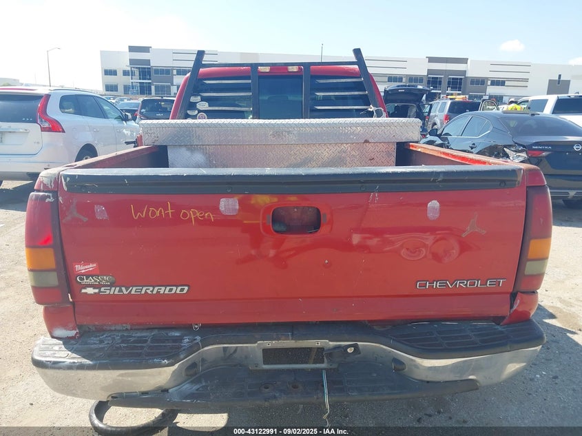 2002 Chevrolet Silverado 1500 Ls VIN: 2GCEC19W221368505 Lot: 43122991