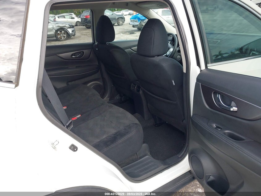 2016 NISSAN ROGUE SV - 5N1AT2MT9GC921262