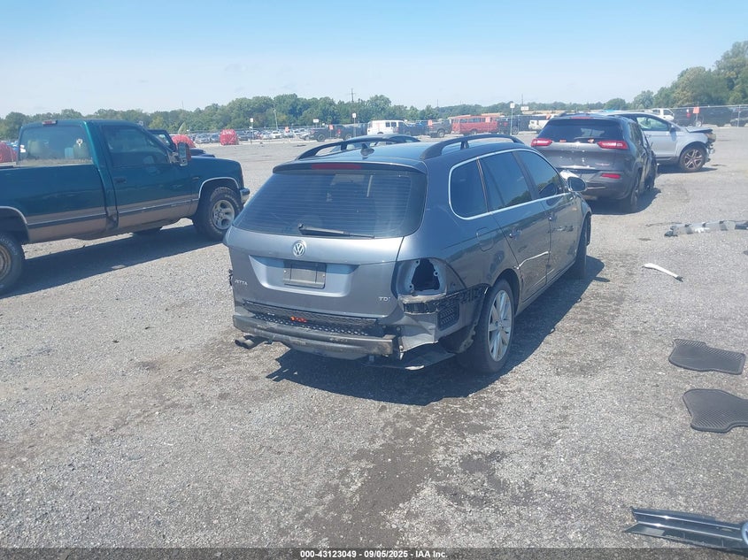 3VWPL7AJ1EM601733 2014 VOLKSWAGEN JETTA photo no. 4