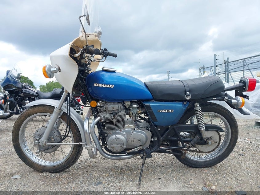 1977 Kawasaki Kz400 VIN: R4164X2011 Lot: 43123172