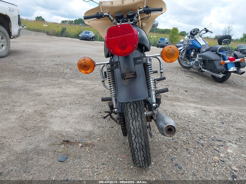 1977 Kawasaki Kz400 VIN: R4164X2011 Lot: 43123172