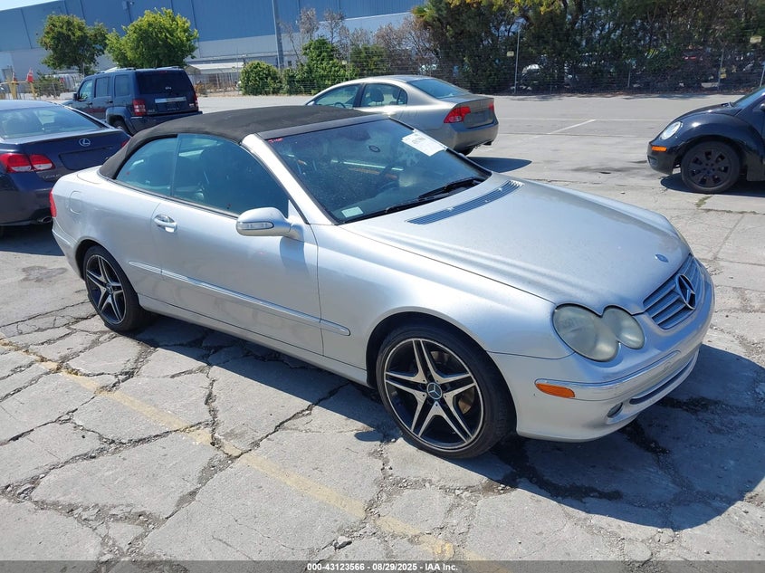WDBTK65J85F139758 2005 Mercedes-Benz Clk 320 auction photo 1