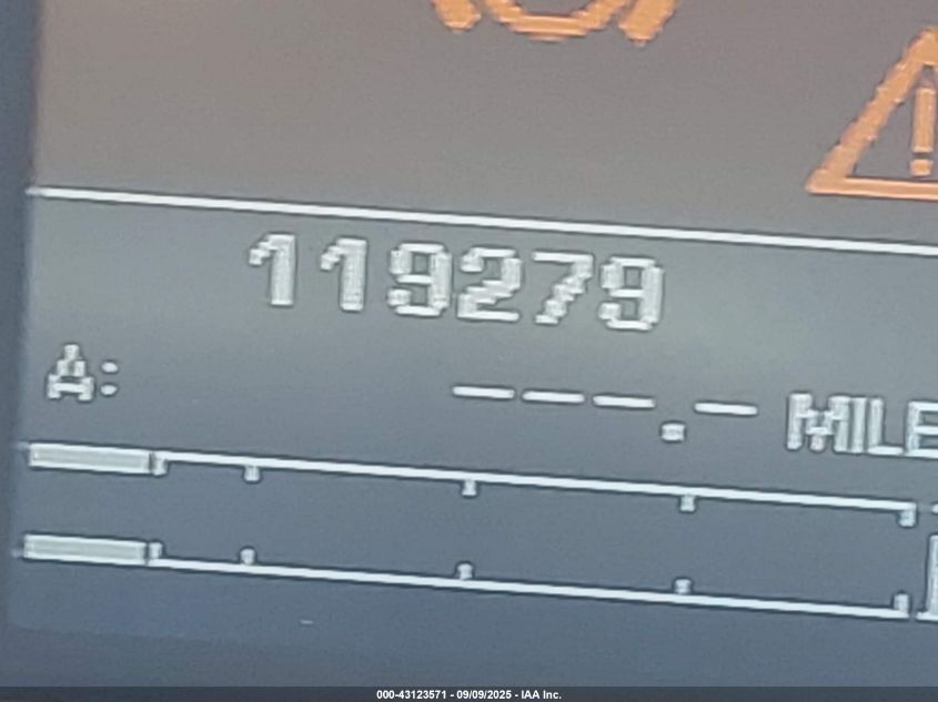 2011 Jaguar Xf VIN: SAJWA0FB4BLS09664 Lot: 43123571