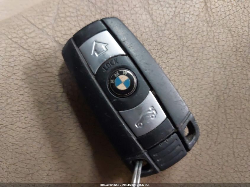 2011 BMW 328I xDrive VIN: WBAPK7C56BA821753 Lot: 43123655