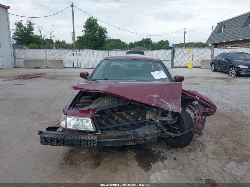 2004 Mercury Grand Marquis Gs VIN: 2MEFM74W14X695519 Lot: 43124054