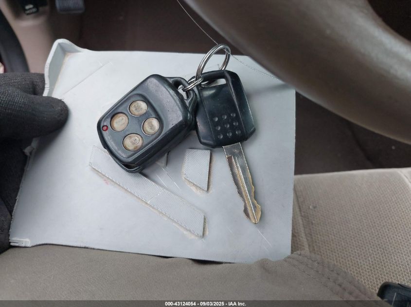 2004 Mercury Grand Marquis Gs VIN: 2MEFM74W14X695519 Lot: 43124054