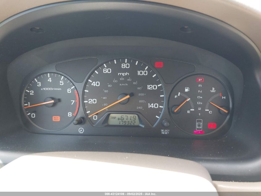 2000 Honda Accord 2.3 Lx VIN: 1HGCG5649YA119818 Lot: 43124106