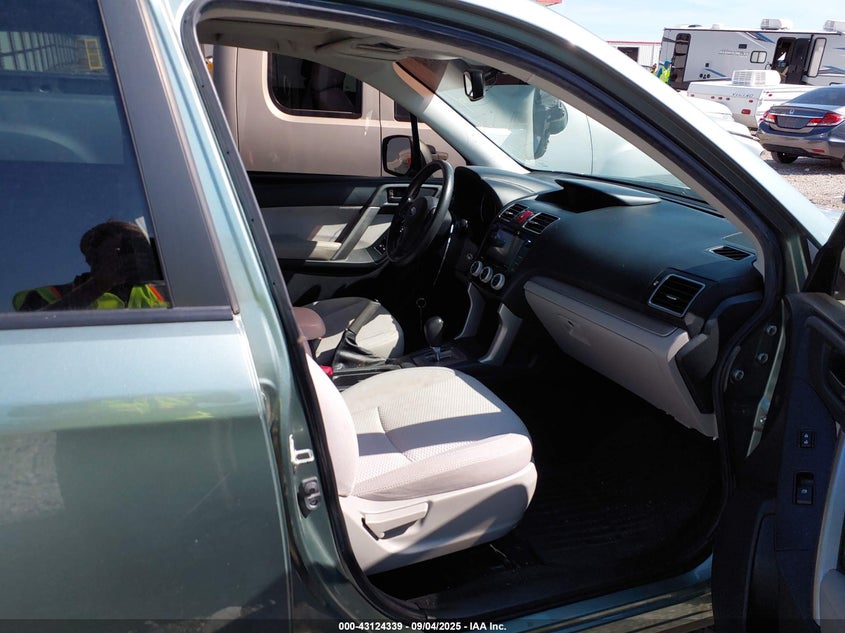 2016 SUBARU FORESTER 2.5I PREMIUM - JF2SJADC1GH406592