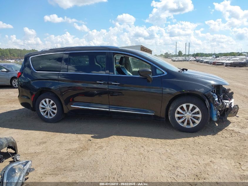 2018 Chrysler Pacifica Touring L Plus VIN: 2C4RC1EG2JR252642 Lot: 43124410