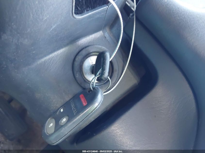 2001 Honda Cr-V Lx VIN: JHLRD28471S005624 Lot: 43124646