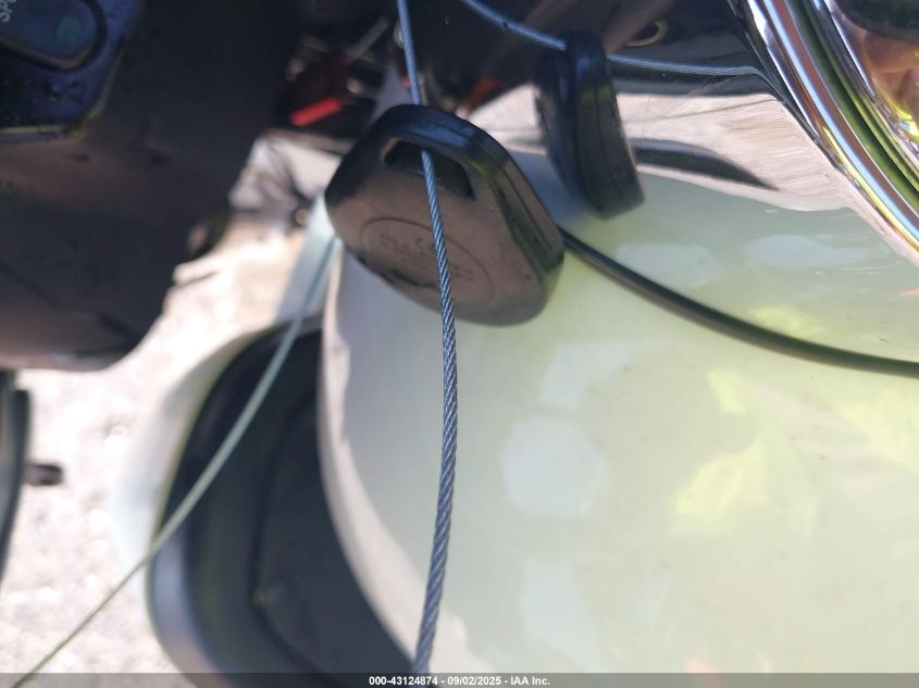 2008 Harley-Davidson Flhtcui VIN: 1HD1FC4108Y688987 Lot: 43124874