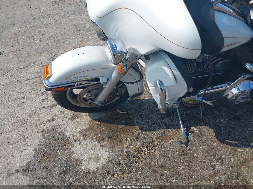 2008 Harley-Davidson Flhtcui VIN: 1HD1FC4108Y688987 Lot: 43124874