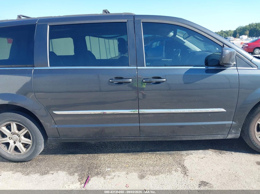 2012 Chrysler Town & Country Touring VIN: 2C4RC1BG2CR189811 Lot: 43125050