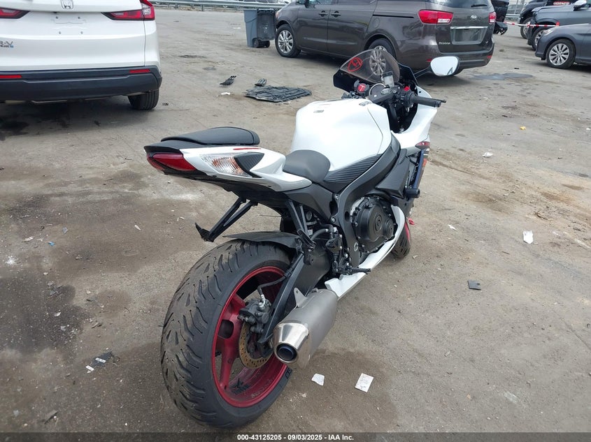 JS1GN7FA7R7100314 2024 SUZUKI GSX-R photo no. 4