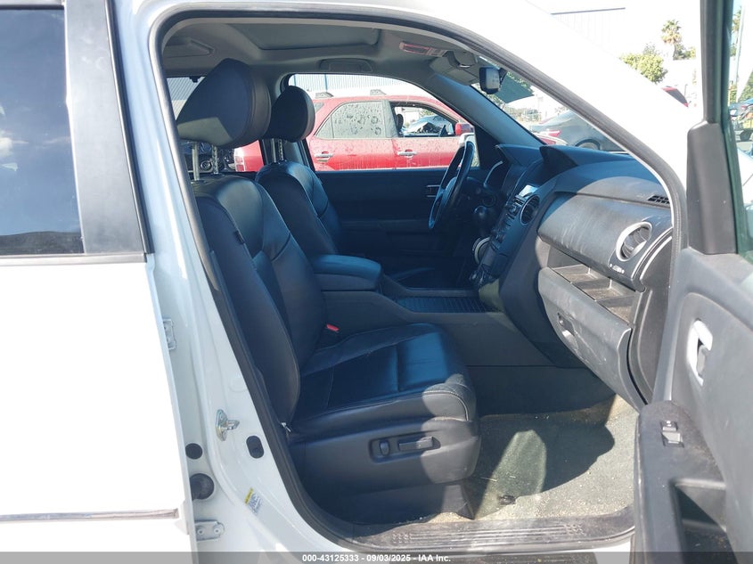 2015 HONDA PILOT TOURING - 5FNYF4H92FB042918