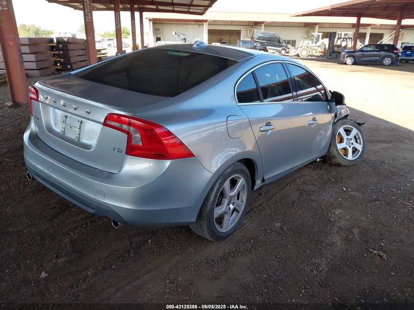 Vin: yv1612fs8d2194017, lot: 43619711, volvo s60 t5/t5 platinum/t5 premier/t5 premier plus 20134