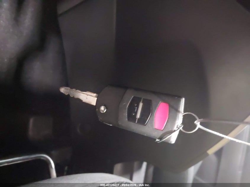 2008 Mazda Mazda5 Sport VIN: JM1CR293380302177 Lot: 43125477