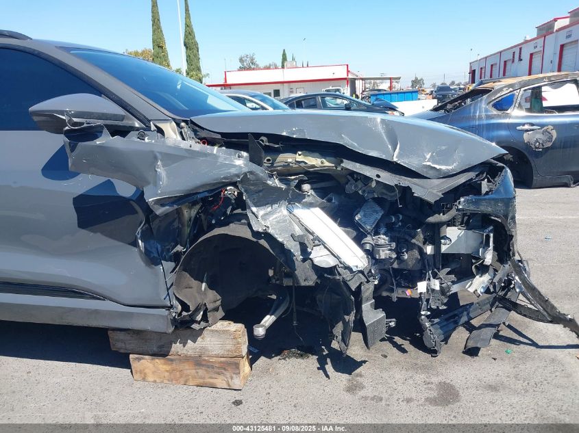 2024 Audi Q8 E-Tron Premium Plus Quattro VIN: WA15AAGEXRB027700 Lot: 43125481