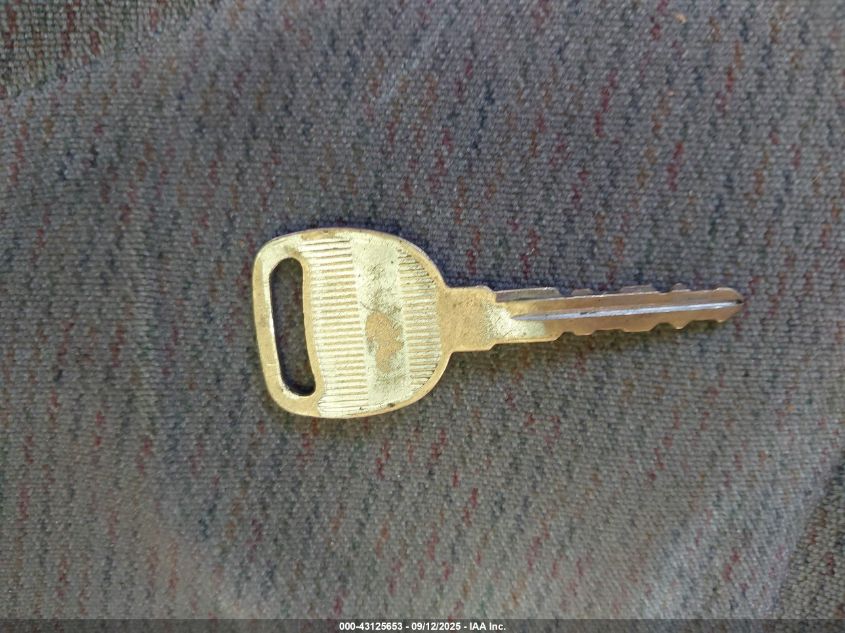 2000 GMC Sierra 1500 Sle VIN: 1GTEC19TXYZ307571 Lot: 43125653